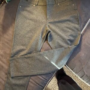 Simply Vera Wang women's large gray pants blend of polyester,rayon,spandex